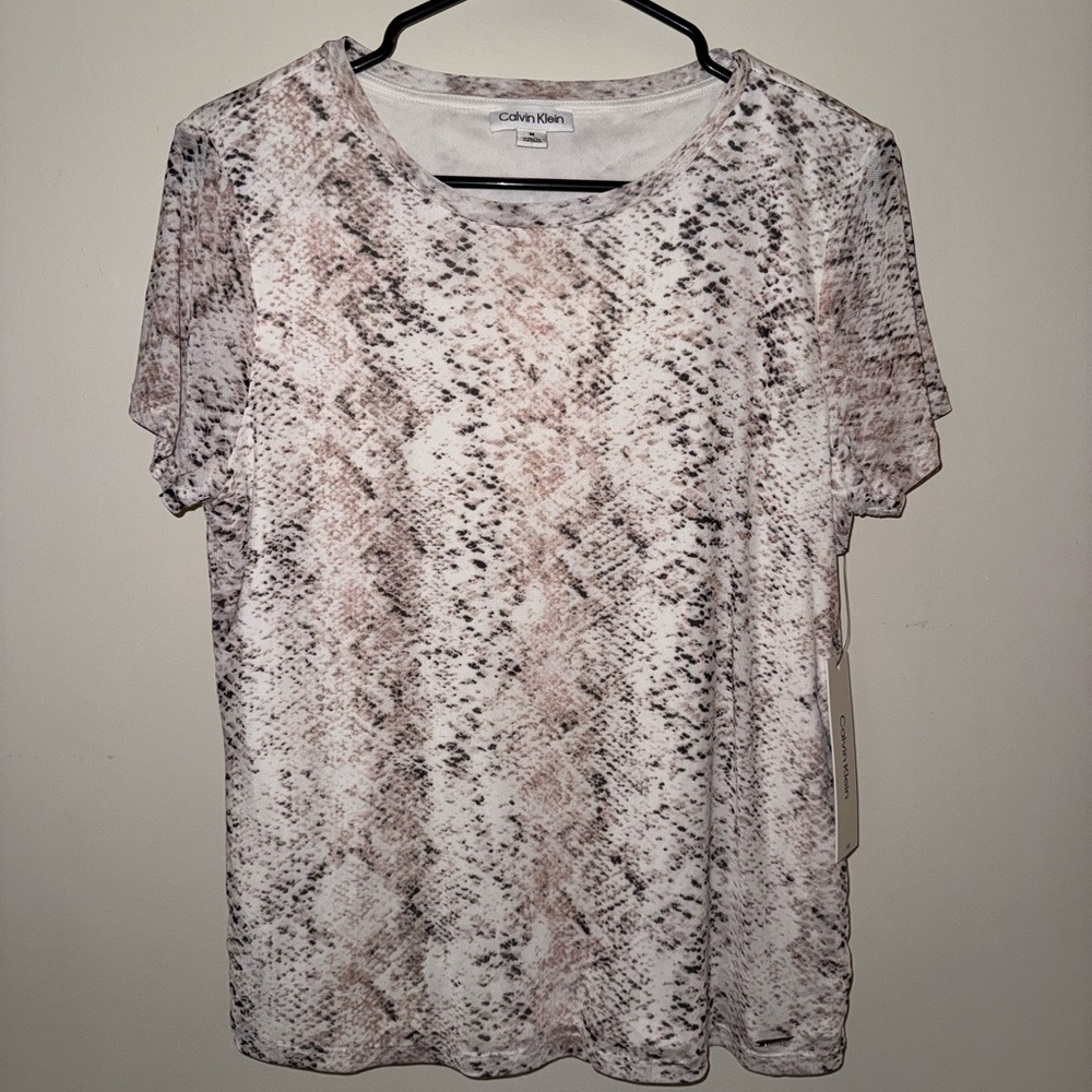 Calvin Klein Women's Short Sleeve Snake Print Tee - Cream and Brown